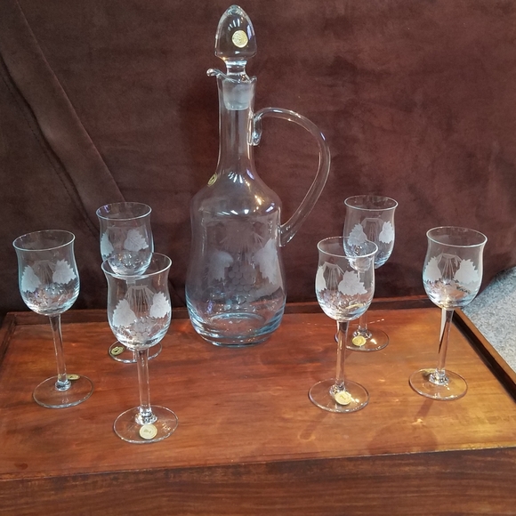 Vintage MCM Hand Blown Glass Decanter Set - Picture 8 of 8
